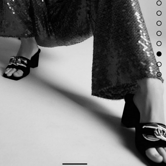 ZARA HEELED VELVET SANDALS WITH CHAIN Bloggers favorite - Picture 4 of 14